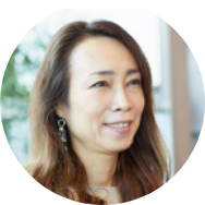 松平 佳子