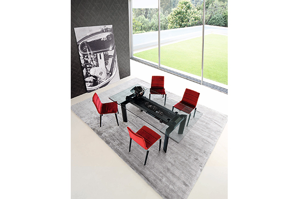 Roche Bobois/ロッシュ ボボア　ドレッサー 身長156cmのインテリア】ロッシュ ボボアのドレッサー