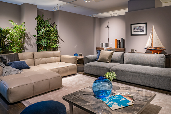 ショールームガイド | NATUZZI ITALIA | インテリアヴィレッジ